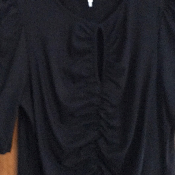 Cute gathered front top - Picture 3 of 5